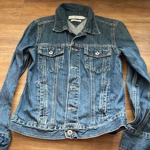 Tommy Hilfiger denim jacket